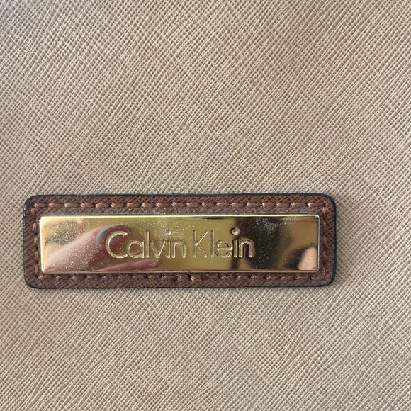 Tan and brown calvin klein purse - Picture 3 of 5